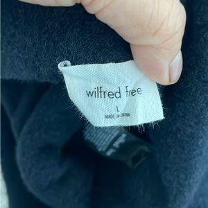 Aritzia, Wilfred pants